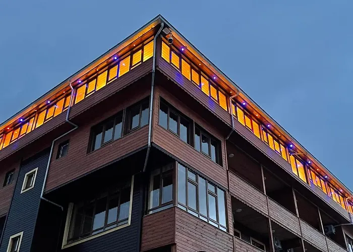 Avulot Mountain ترابزون